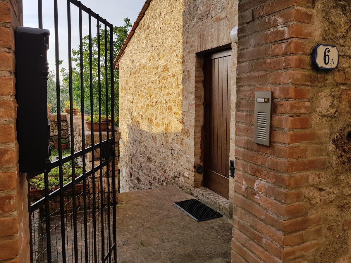Guest House Il Giardino Коле Вал д'Елза Екстериор снимка