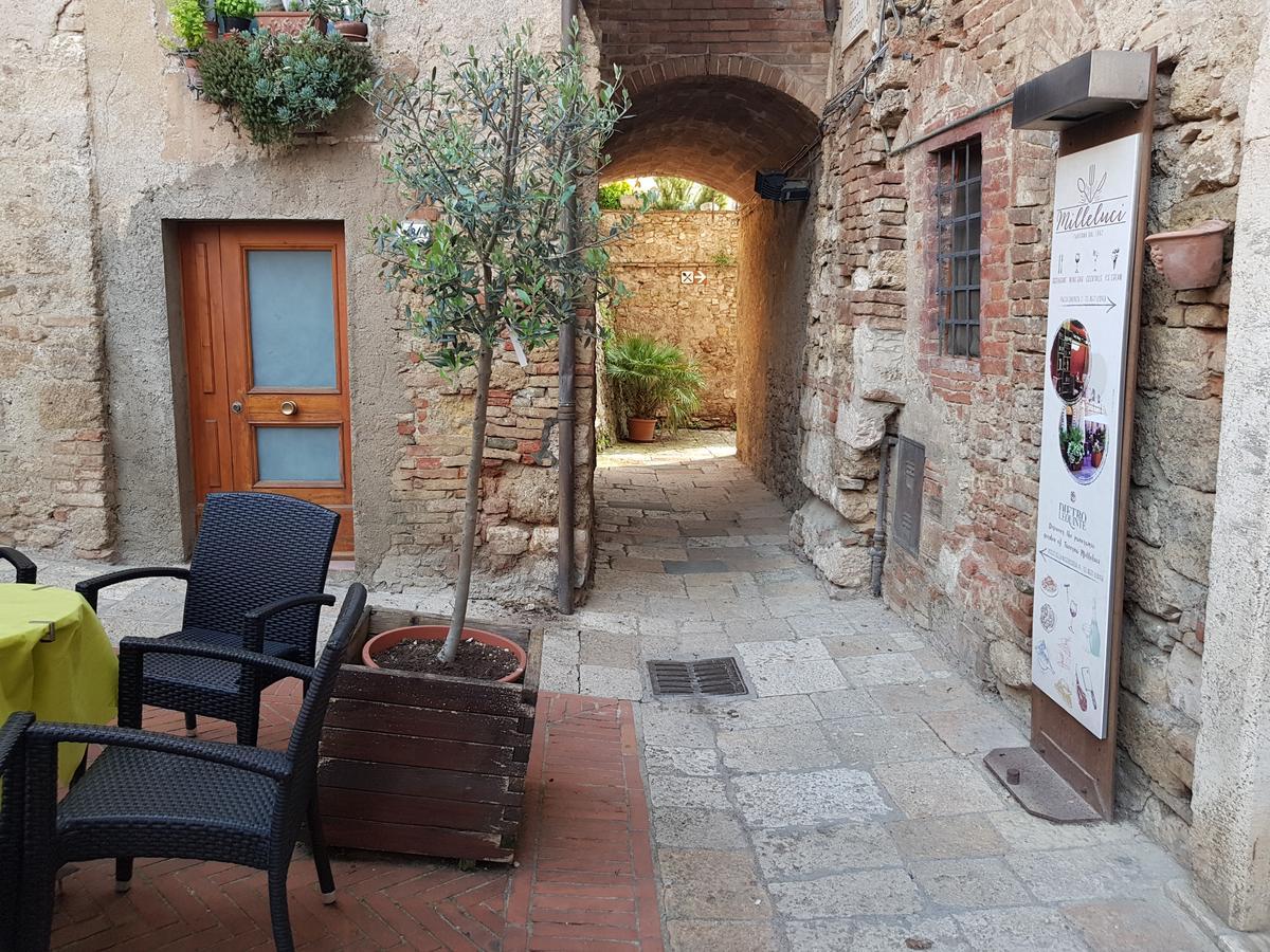 Guest House Il Giardino Коле Вал д'Елза Екстериор снимка