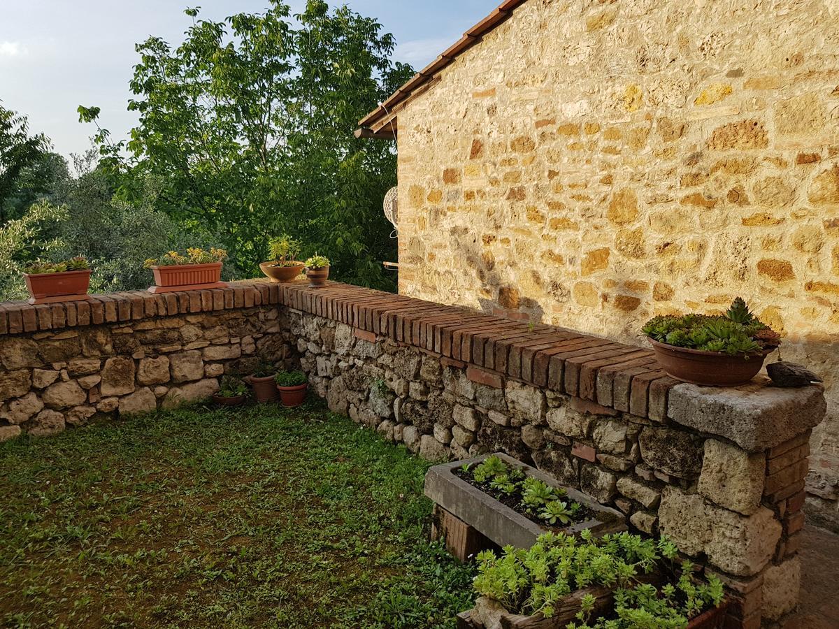 Guest House Il Giardino Коле Вал д'Елза Екстериор снимка