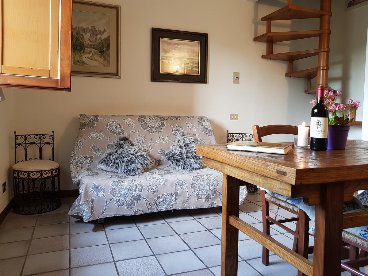 Guest House Il Giardino Коле Вал д'Елза Екстериор снимка