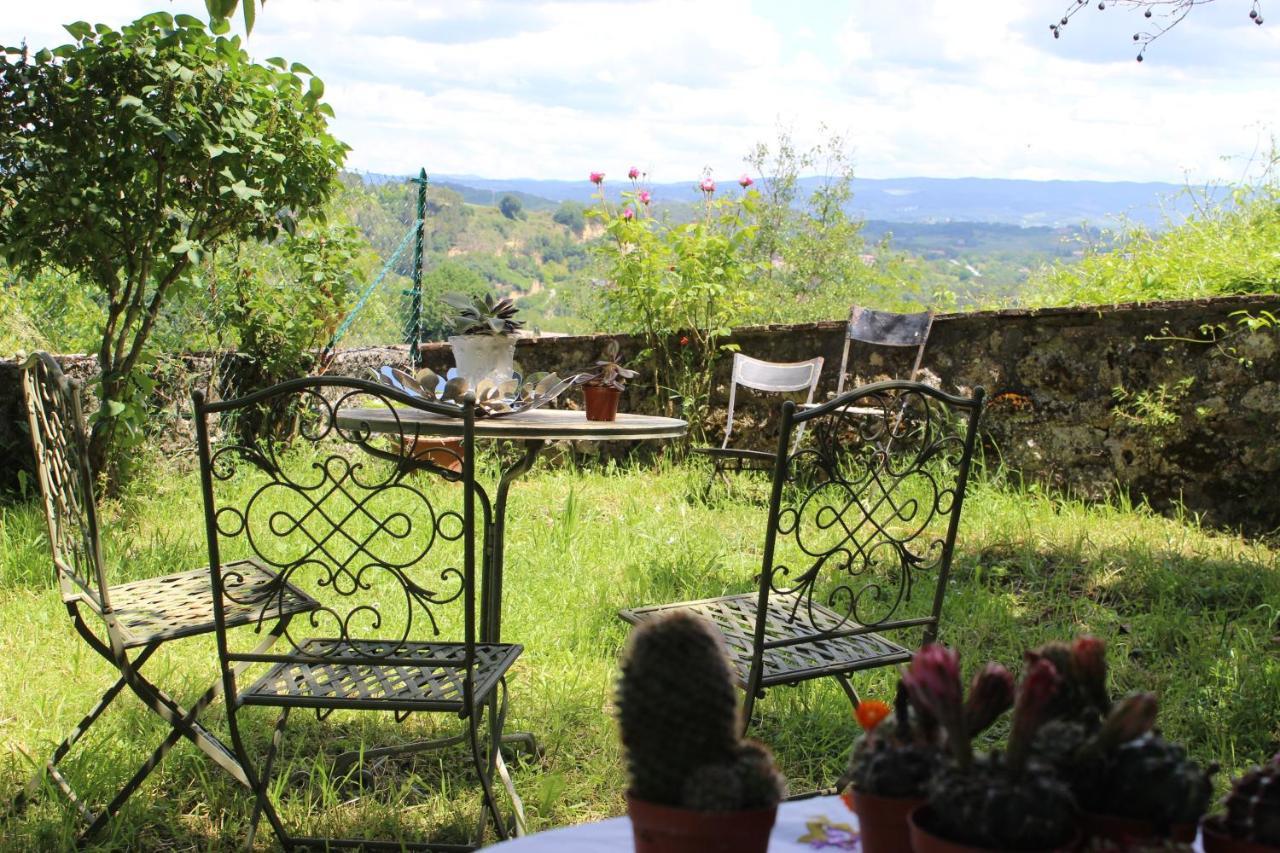 Guest House Il Giardino Коле Вал д'Елза Екстериор снимка