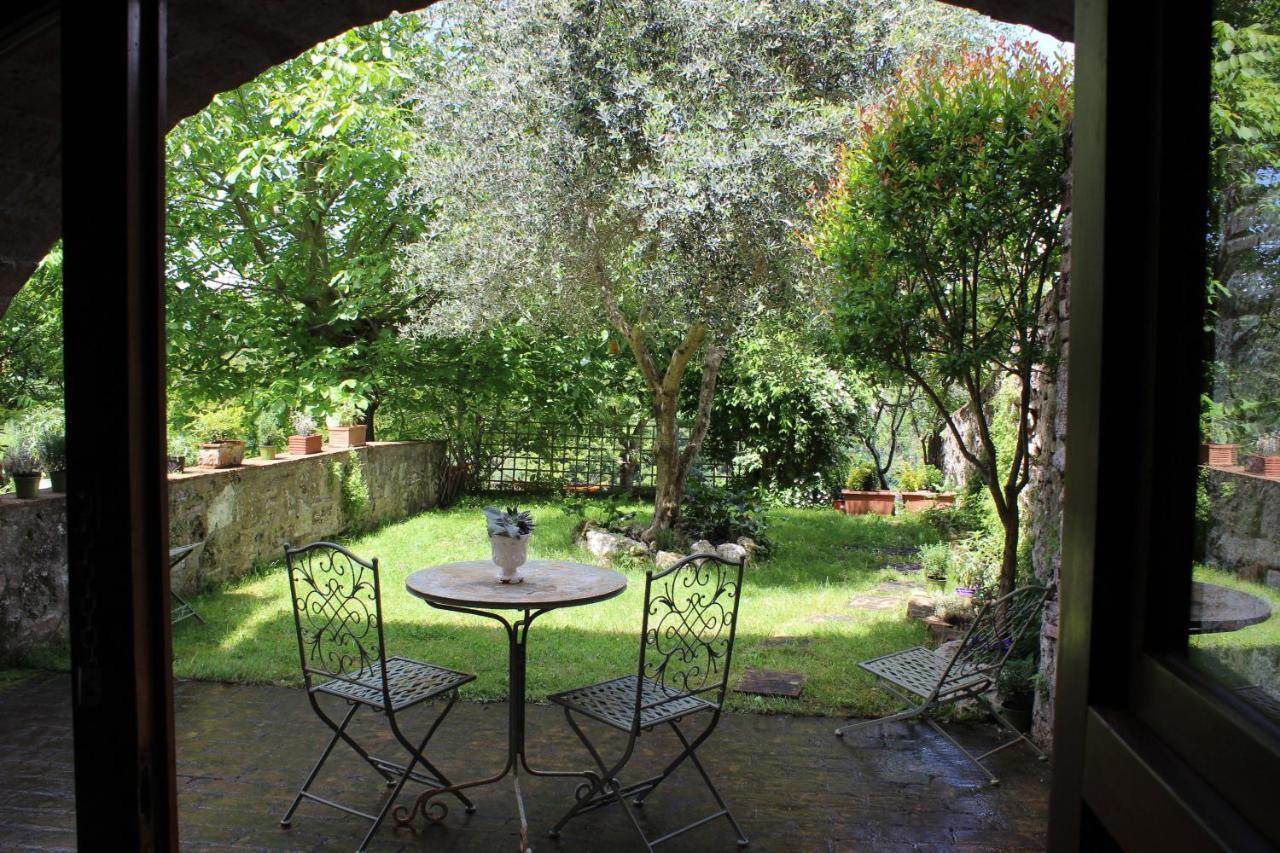 Guest House Il Giardino Коле Вал д'Елза Екстериор снимка