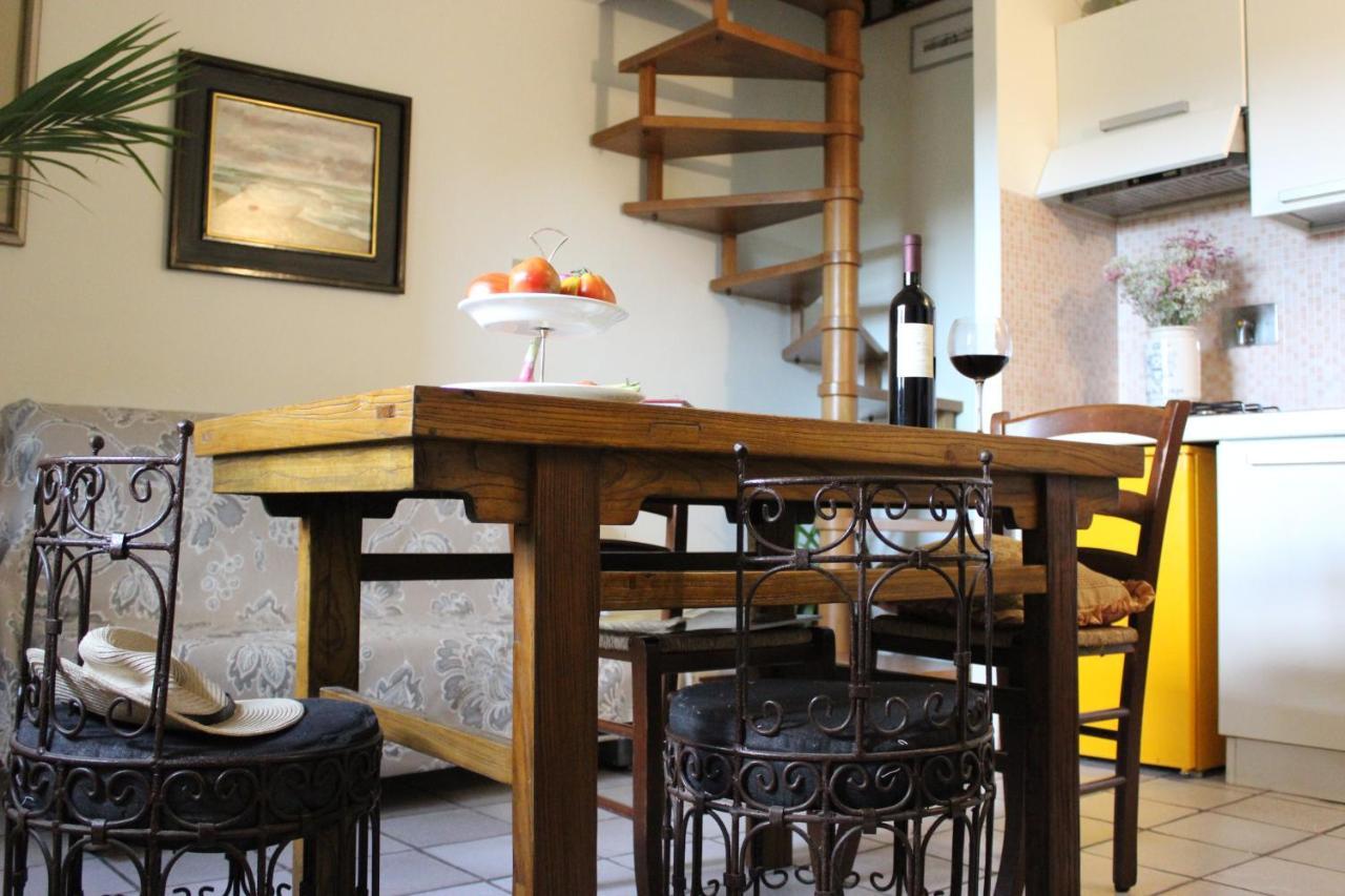 Guest House Il Giardino Коле Вал д'Елза Екстериор снимка